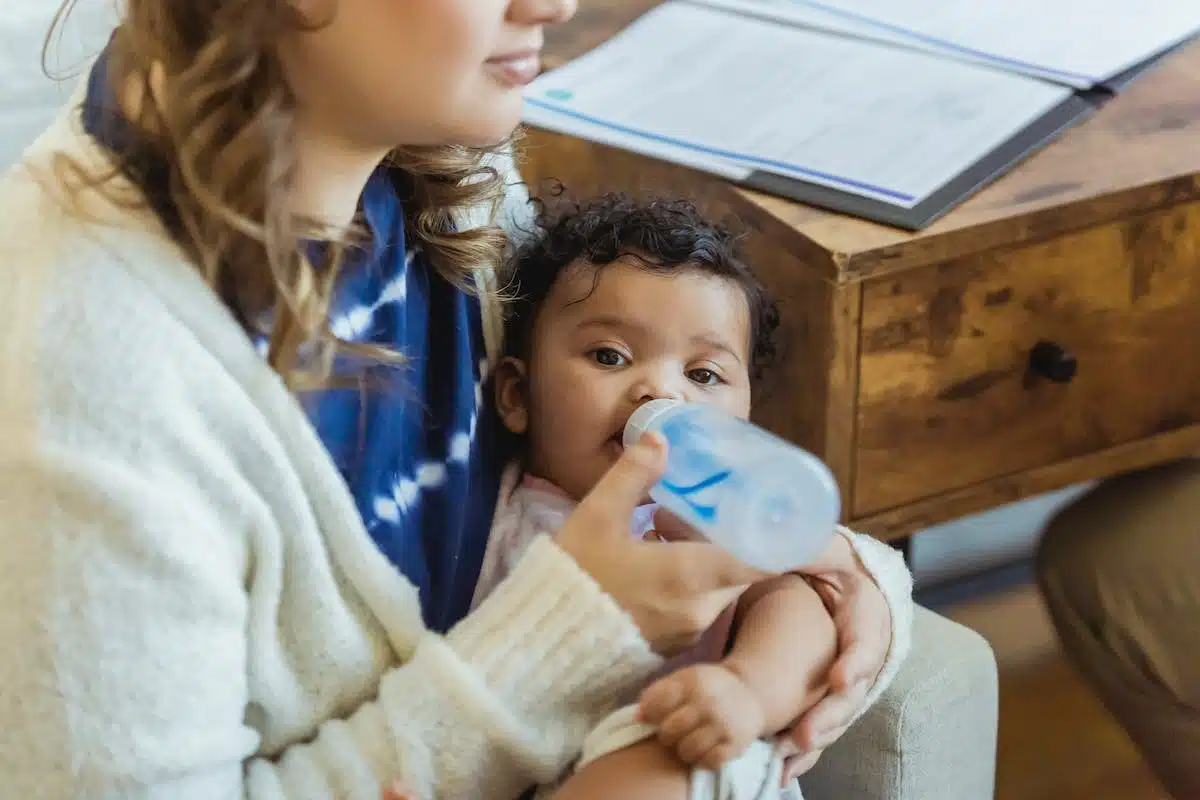 bébé nounou