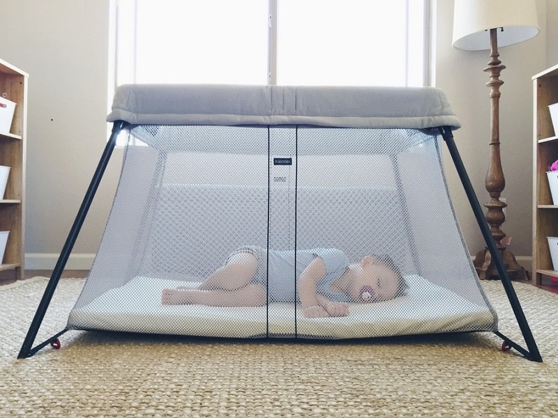 Conseils pour l'utilisation sûre et efficace d'un lit parapluie