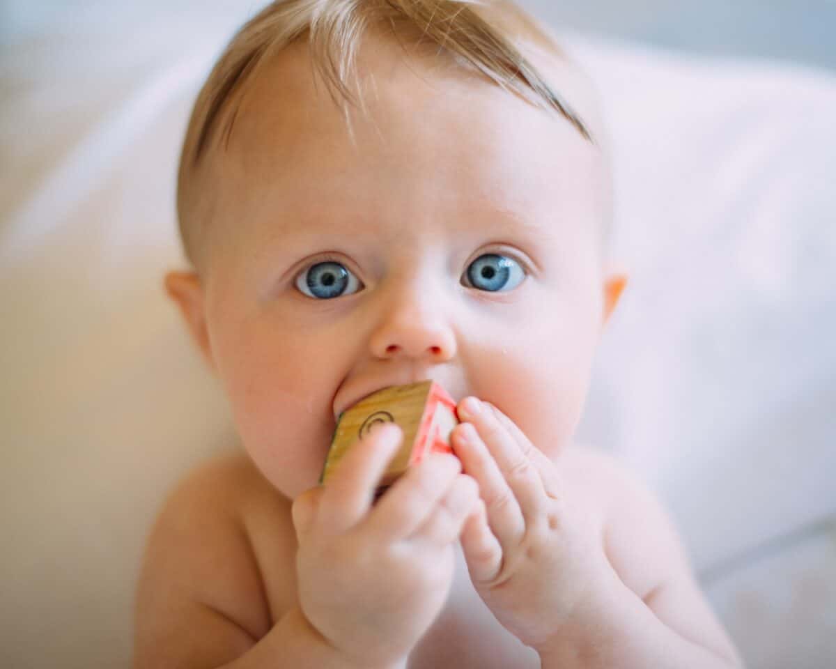 Comment calmer la rage de dent d'un bébé ou d'un enfant ?